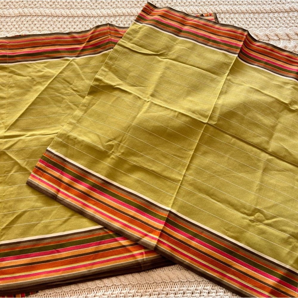 Crate & Barrel set of 6 Kendall Stripe Napkins